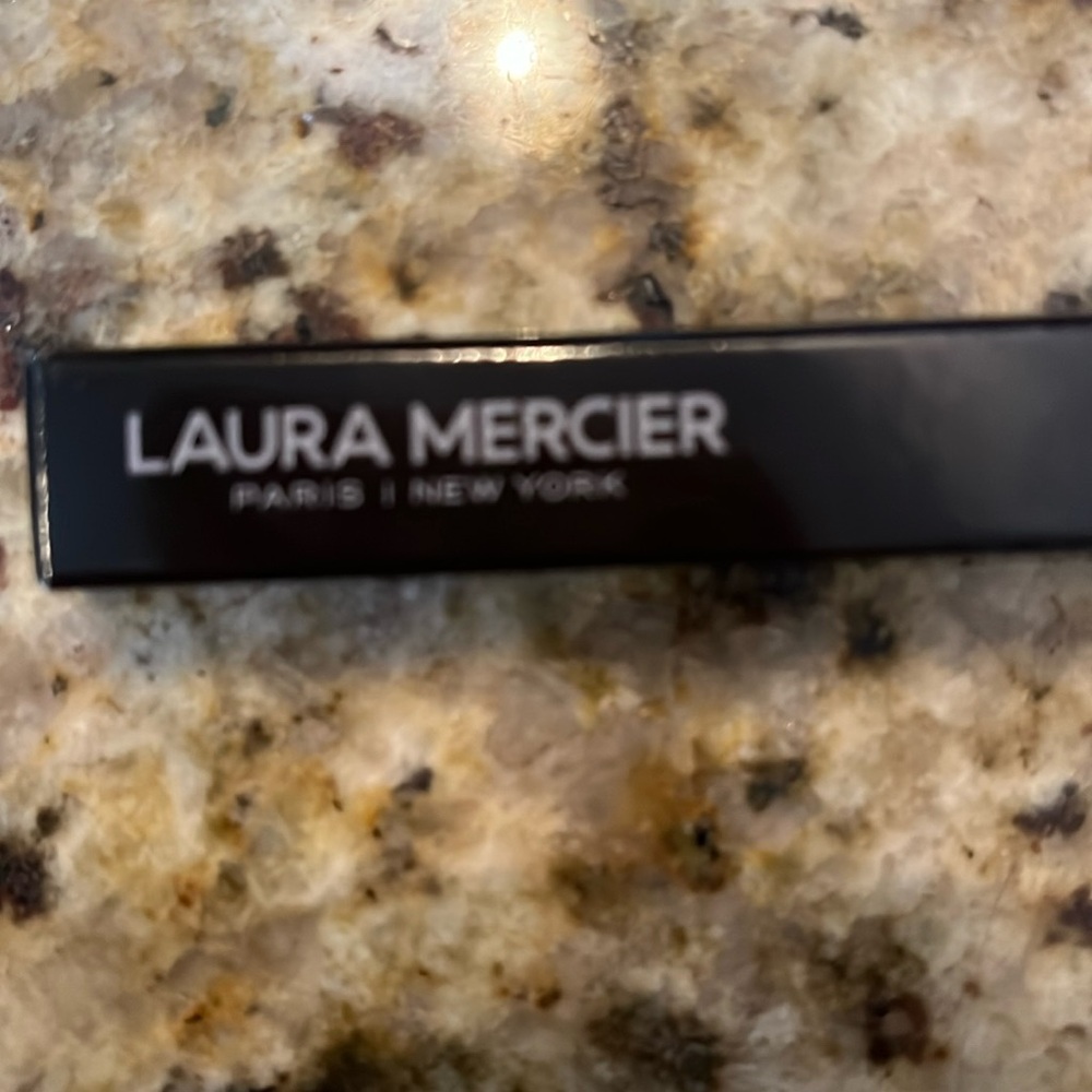 Laura Mercier Caviar stick Eye color in moonlight